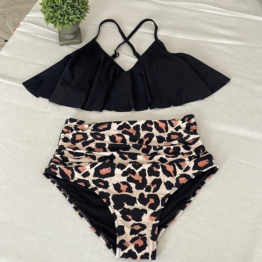 Tournesol Women’s Animal Print Ruched High Waisted Bikini Medium NEW